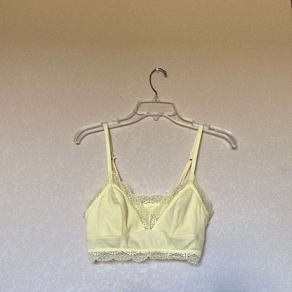 Light Yellow Lace Bralette Colsie Size Small